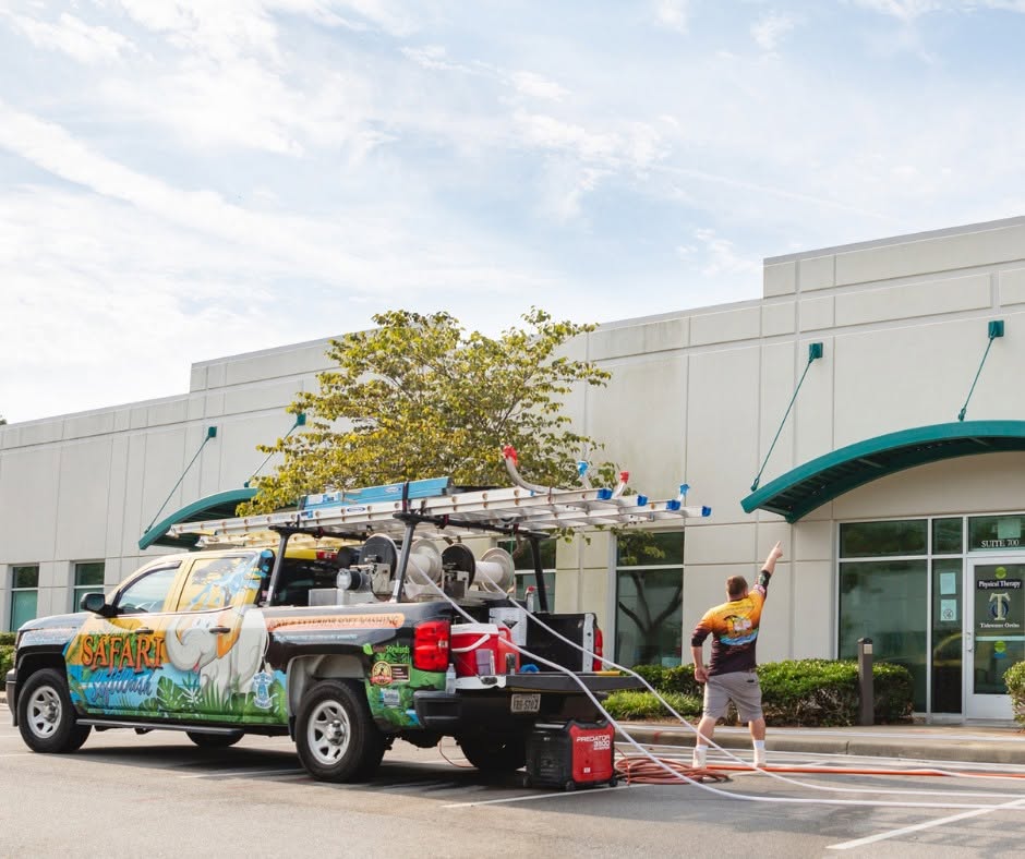 Commercial Soft Washing in Williamsburg, VA